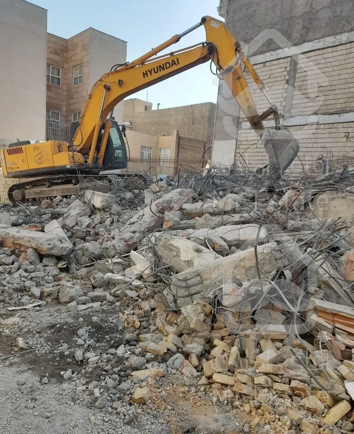 بازسازی و تعمیرات و تخریب