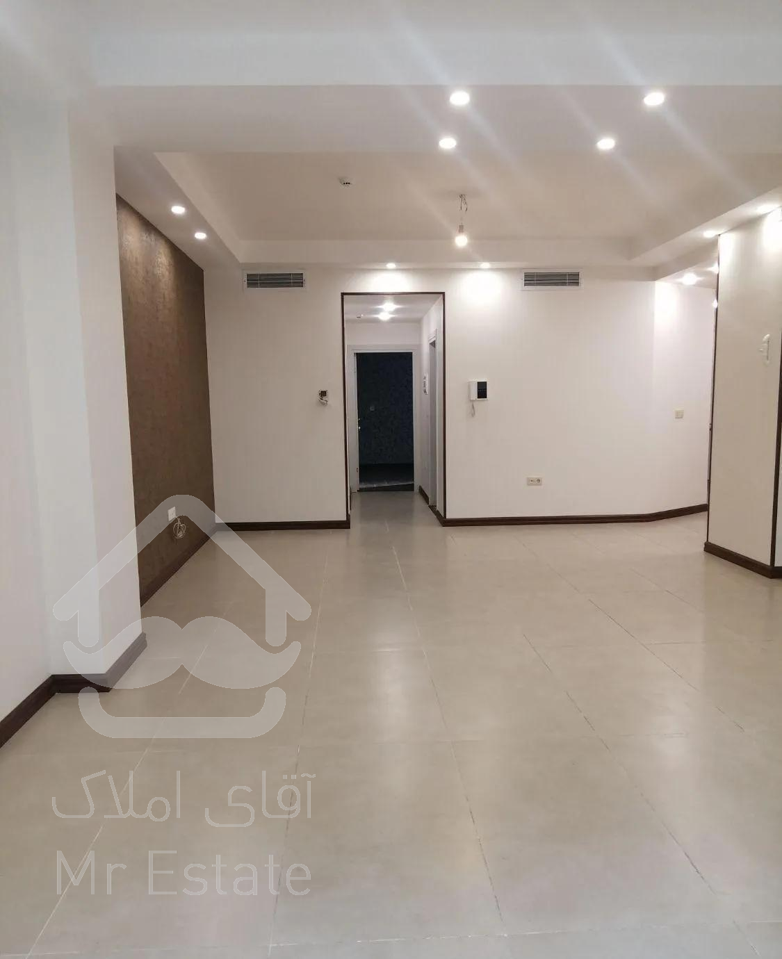 آپارتمان 104 متر دو خواب