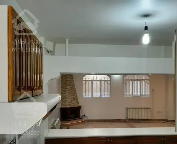 آپارتمان ۹۰متری ۲ خوابه واقع در خیابان درختی