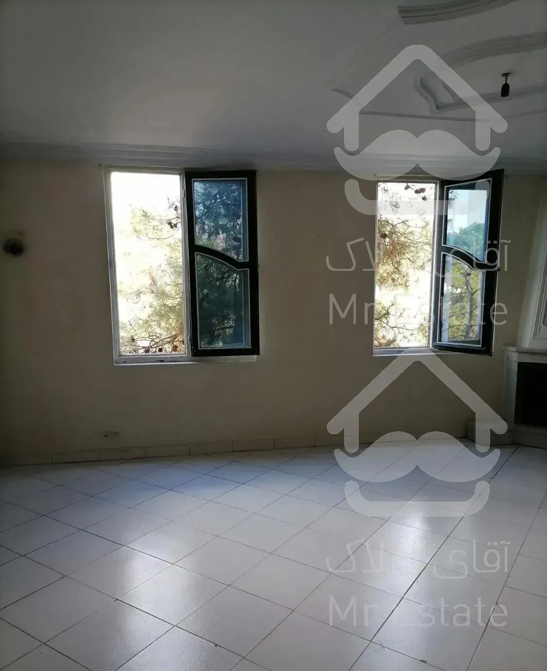 61متری سالن پرده خور خ خدابنده