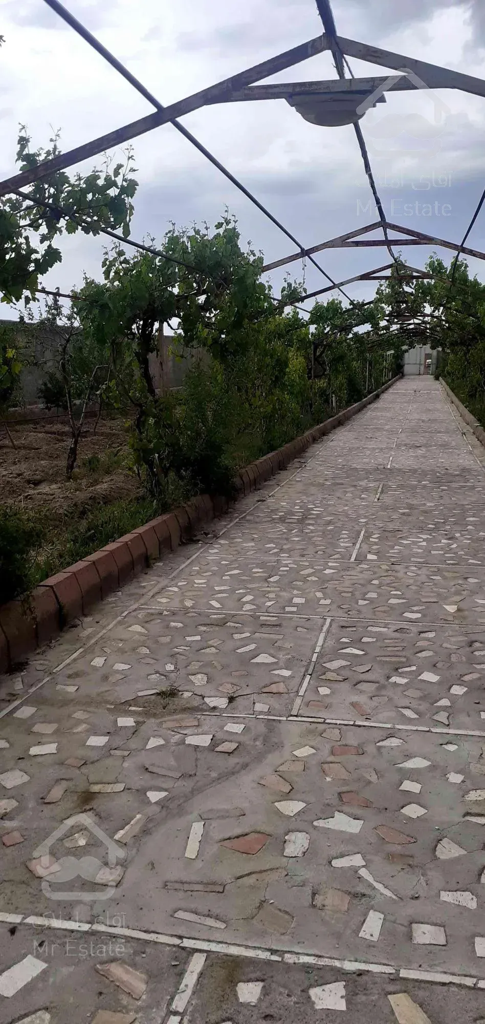 ویلا باغ دارای همه اماکانات در تبریز