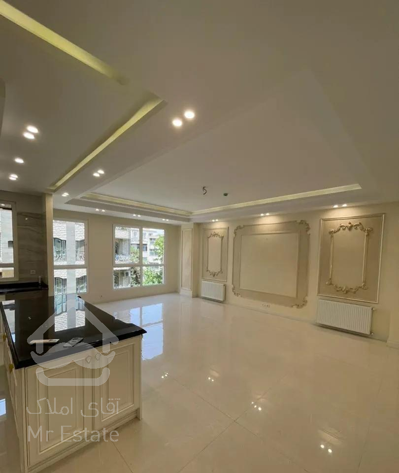 اپارتمان ۱۱۰ متر ۲ خواب فول روبروی پارک کوروش