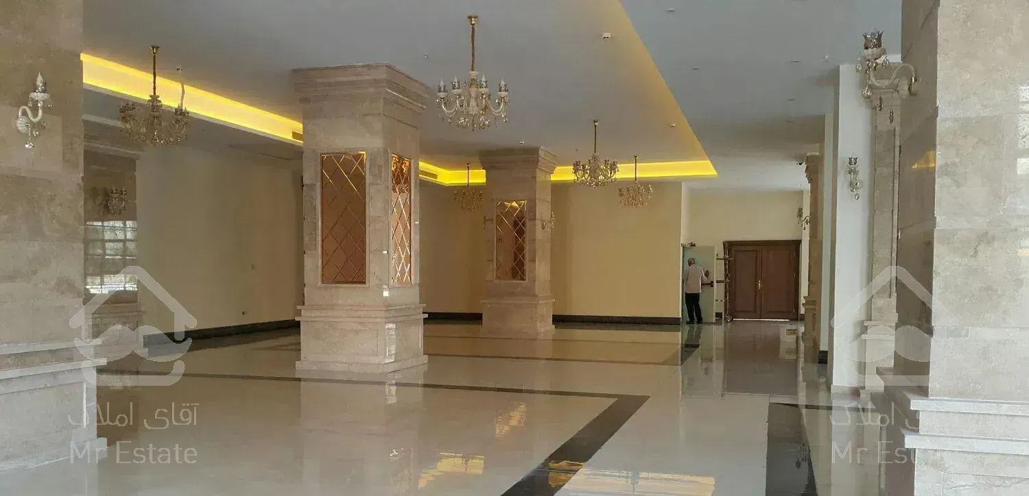 ۱۲۰متر ۲ خواب / کلید نخورده / دریاچه چیتگر