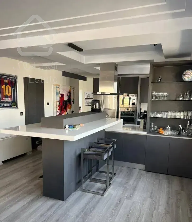 255متر طبقه دهم لوکیشن فرشته