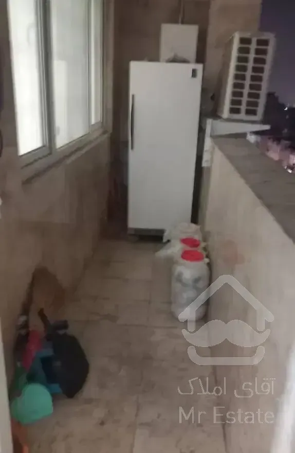 فروش فوری واحد ۱۴۰متری آزادگان خ ۲۵ بهار