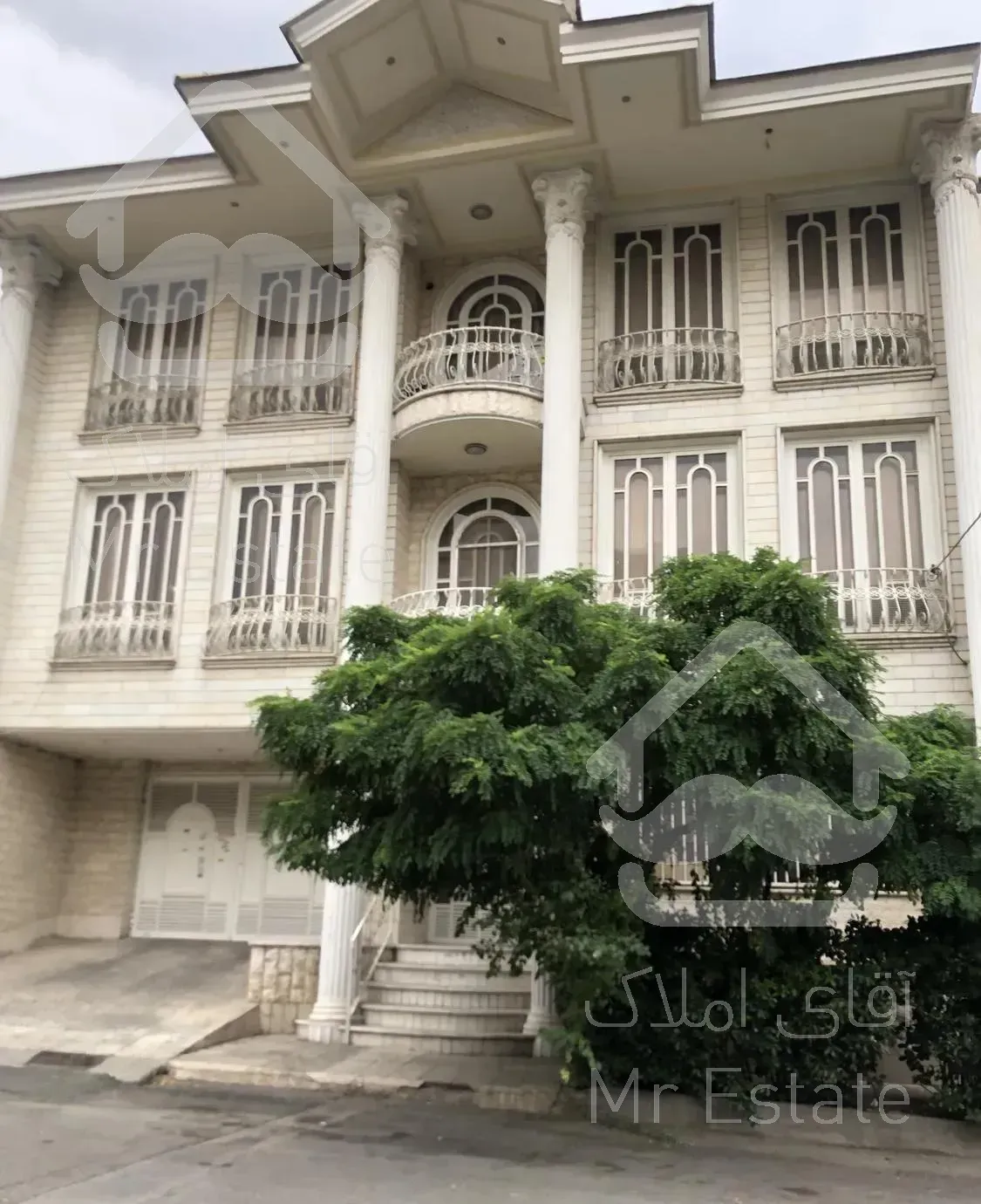 رهن و اجاره آپارتمان ۱۹۹ متری ۳ خواب