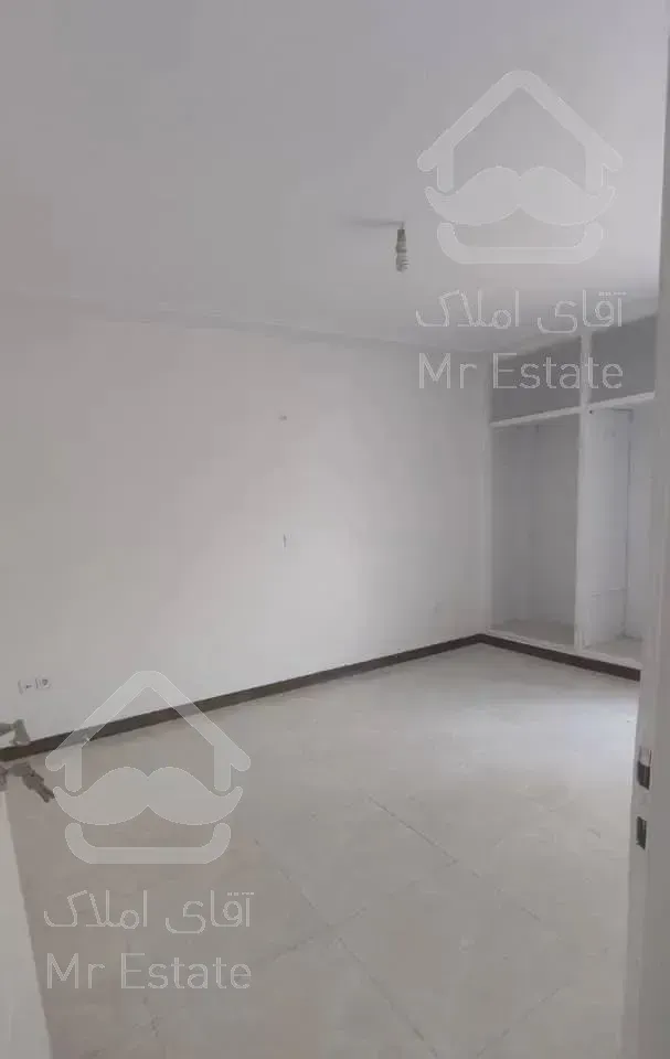 امیراباد،۱۲۲متر،۳خواب،طبقه۲،پارکینگ