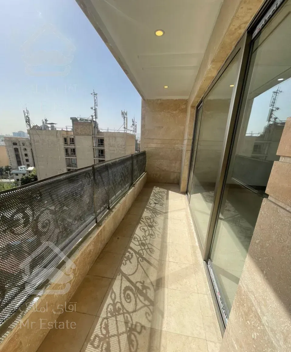 آپارتمان ۱۶۰ متر غرق در نور،ویو ابدی