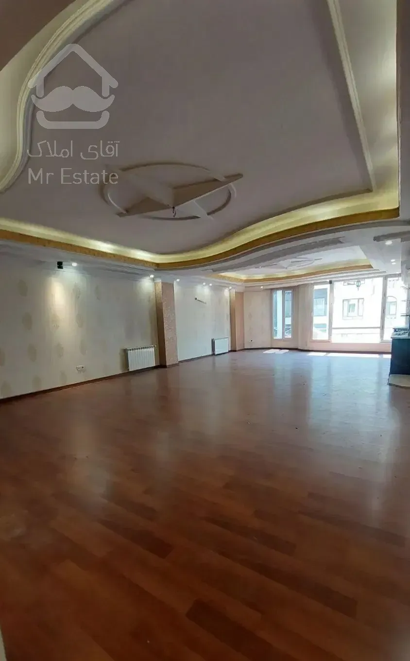 ۱۶۸ متر ۳ خواب فول امکانات تکواحد با استخر و سونا