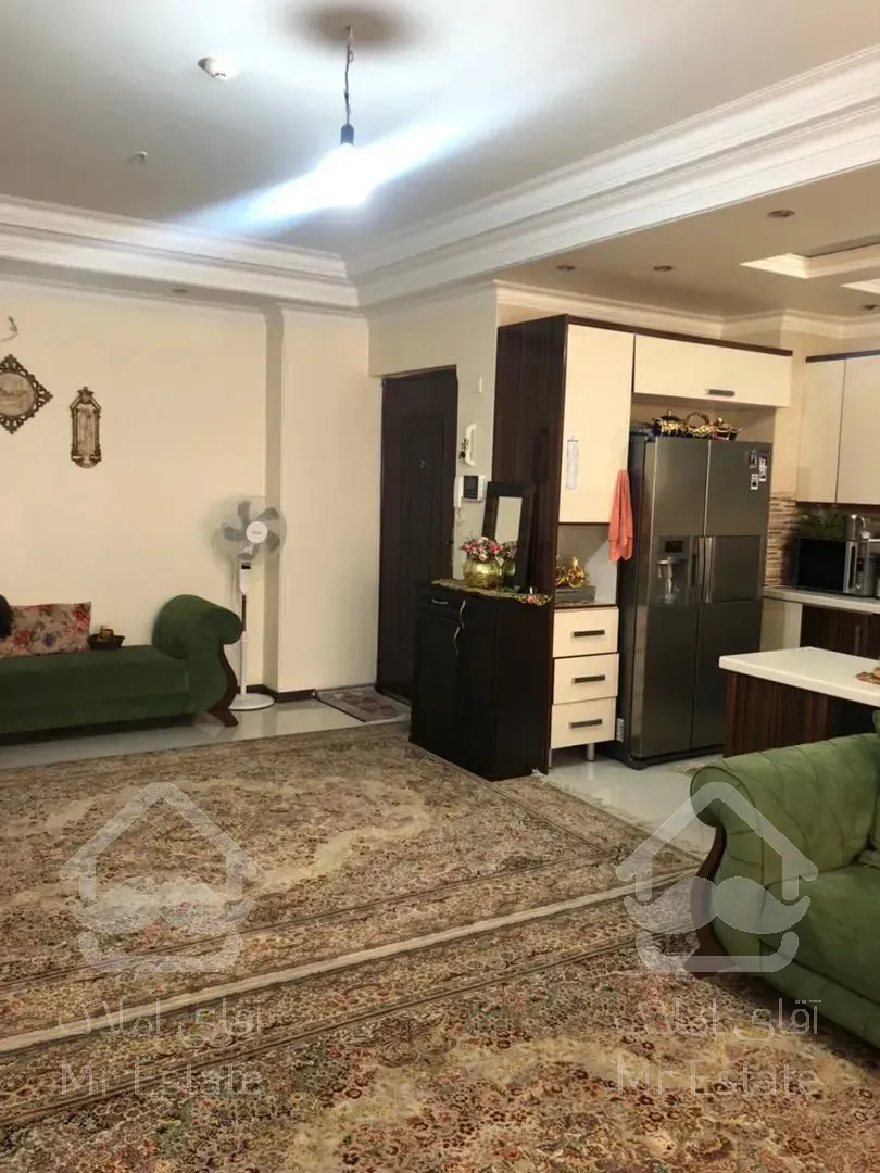 ۸۳متر دوخواب فول امکانات سالن پرده خور پونک