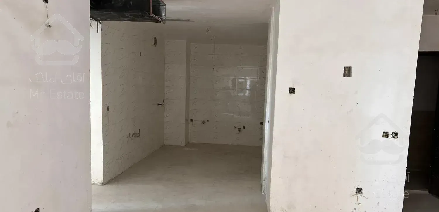 برج O1 آپارتمان ۱۱۳ متری خام شهید کشوری