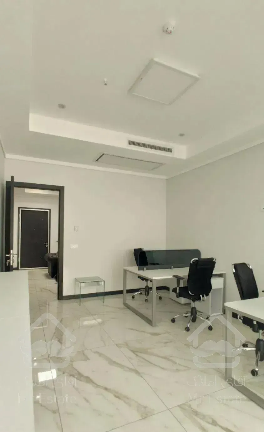 زعفرانیه ١٠٠ متر اداری مدرن (۵ پارکینگ)