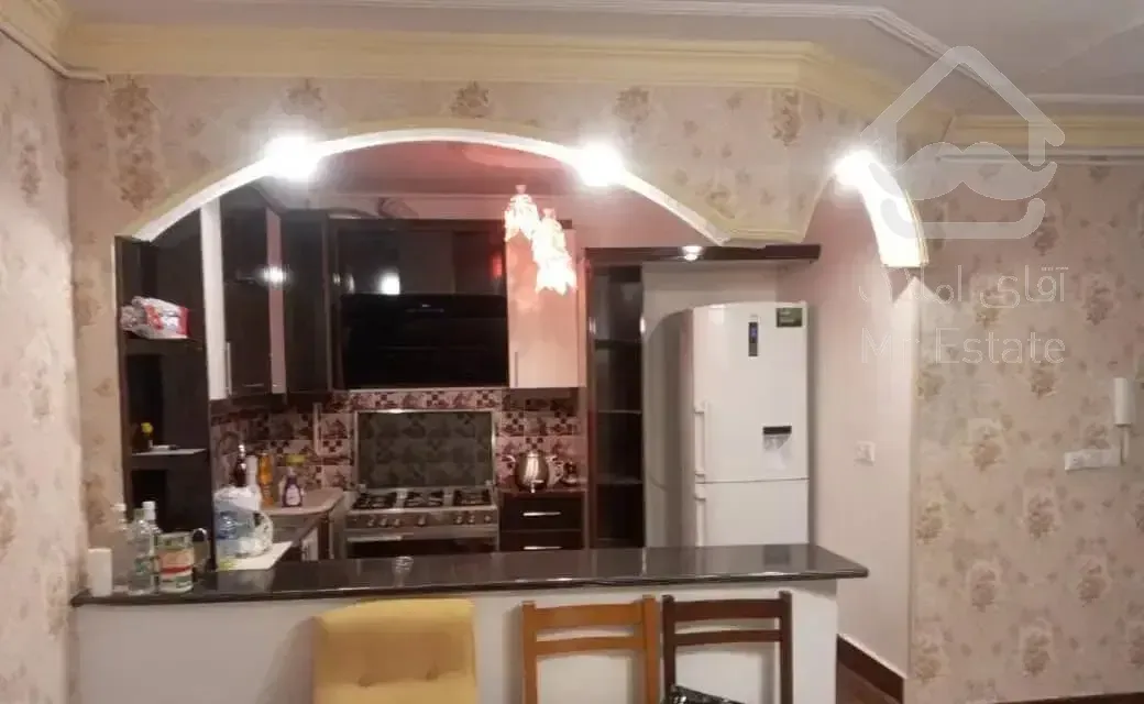 ۷۳ متر اوایل اقبال