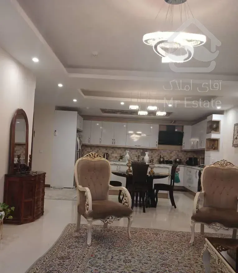 آپارتمان118شمالی مترمتریال عالی2خواب شهرک خرازی