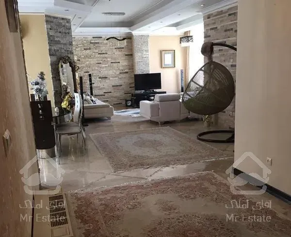 آپارتمان 130 متر /2خواب / خیابان مروارید