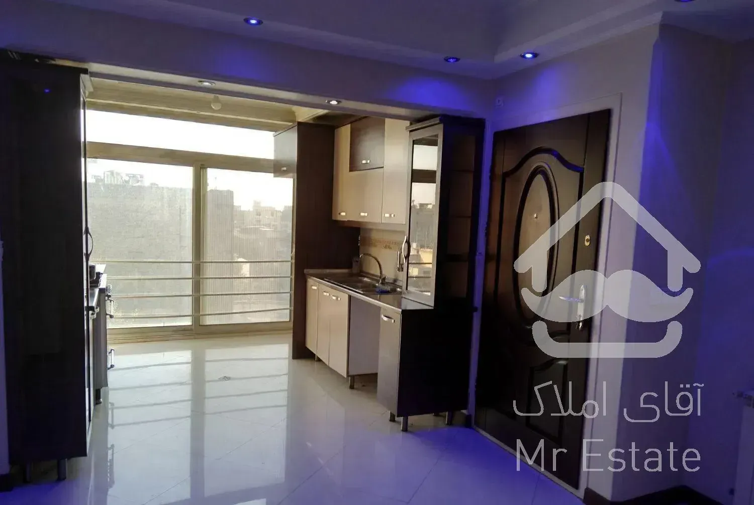 ۹۵متر/۲خواب/خوش نقشه/پنجره قدی/تکواحدی