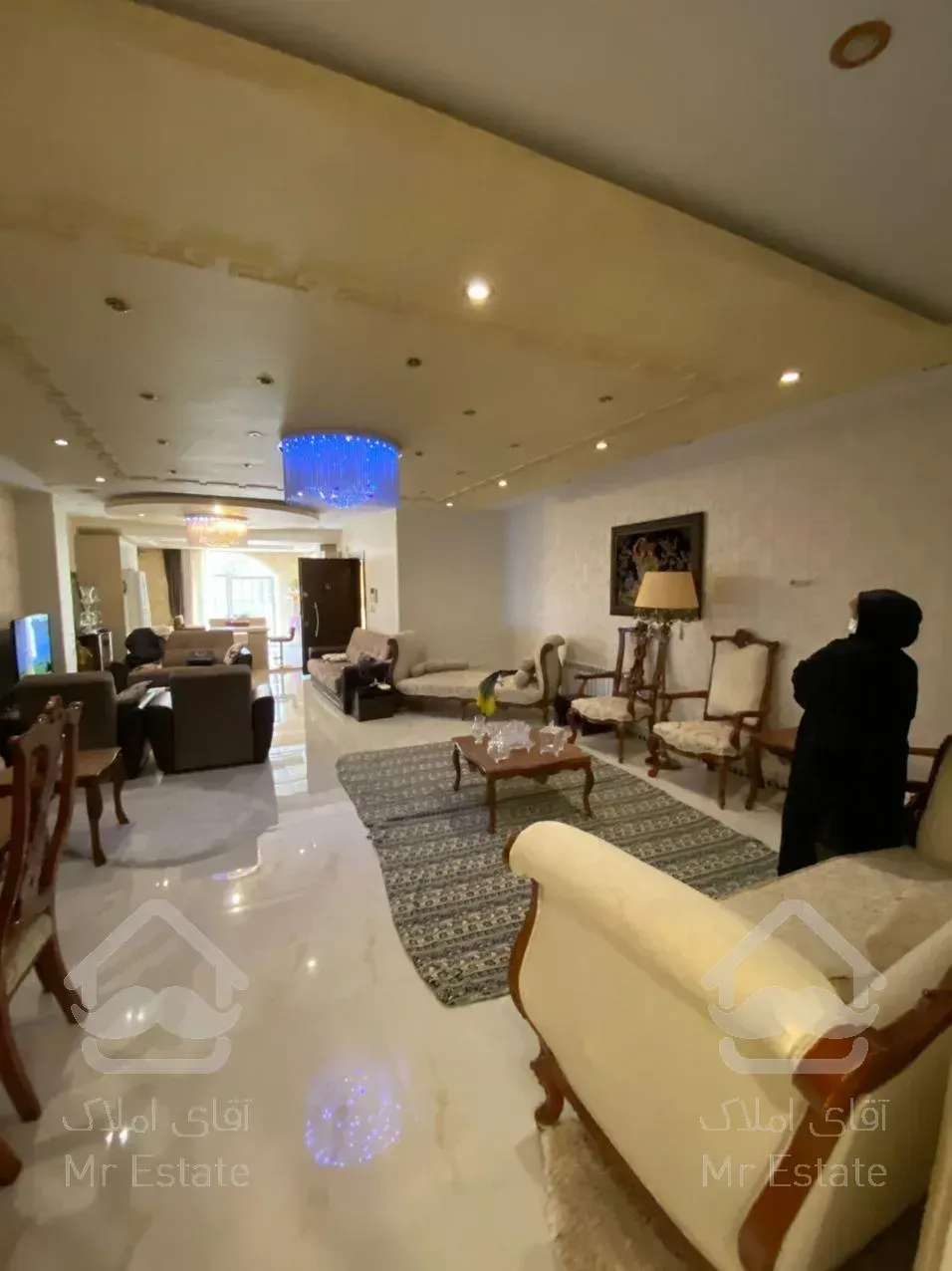 115 متر ، فول بازسازی ، 2 پارکینگ سندی