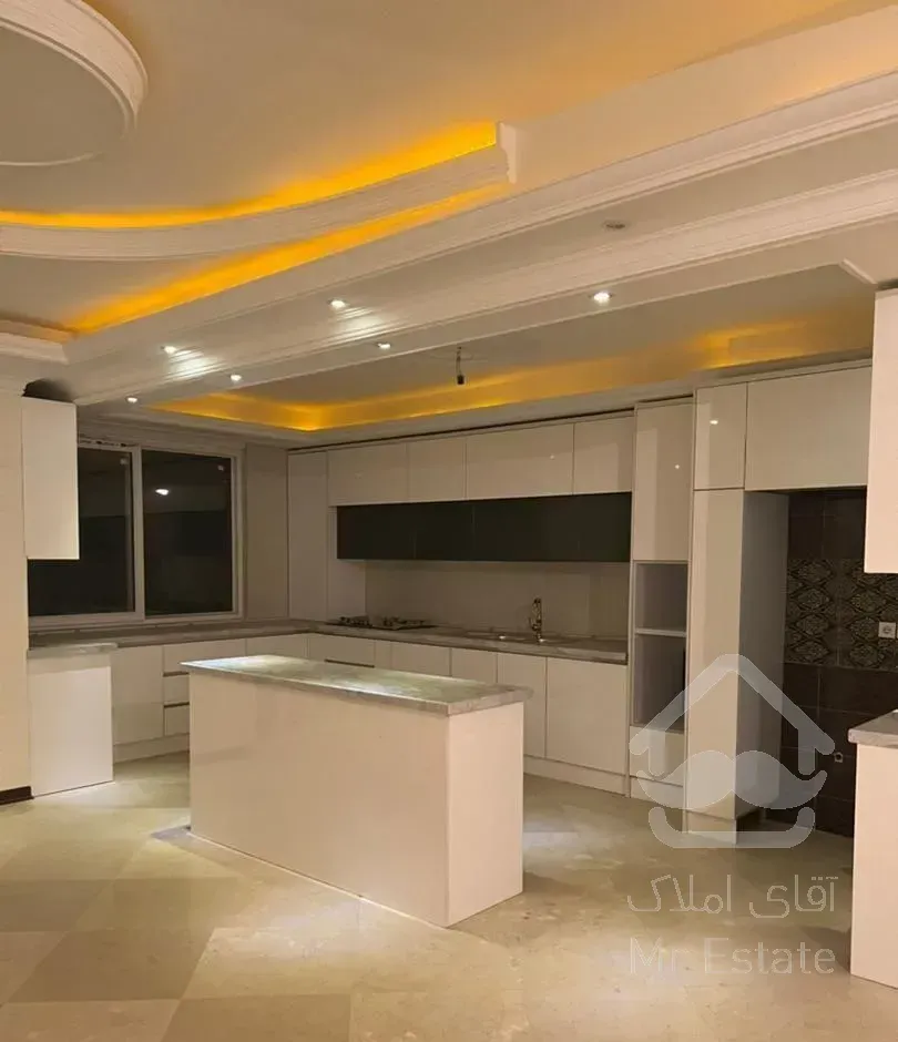 نیاوران ۱۳۵ متر نوساز