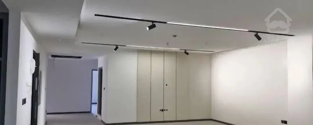 آپارتمان ۱۹۵ متری مدرن هاشمیه صفر