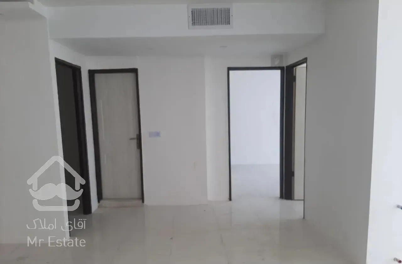 آپارتمان135متری/نوساز/سنددار/3خواب/فول امکانات