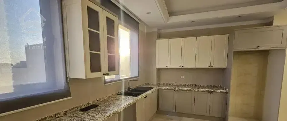 آپارتمان ۱۱۰ متر فول کلید نخورده