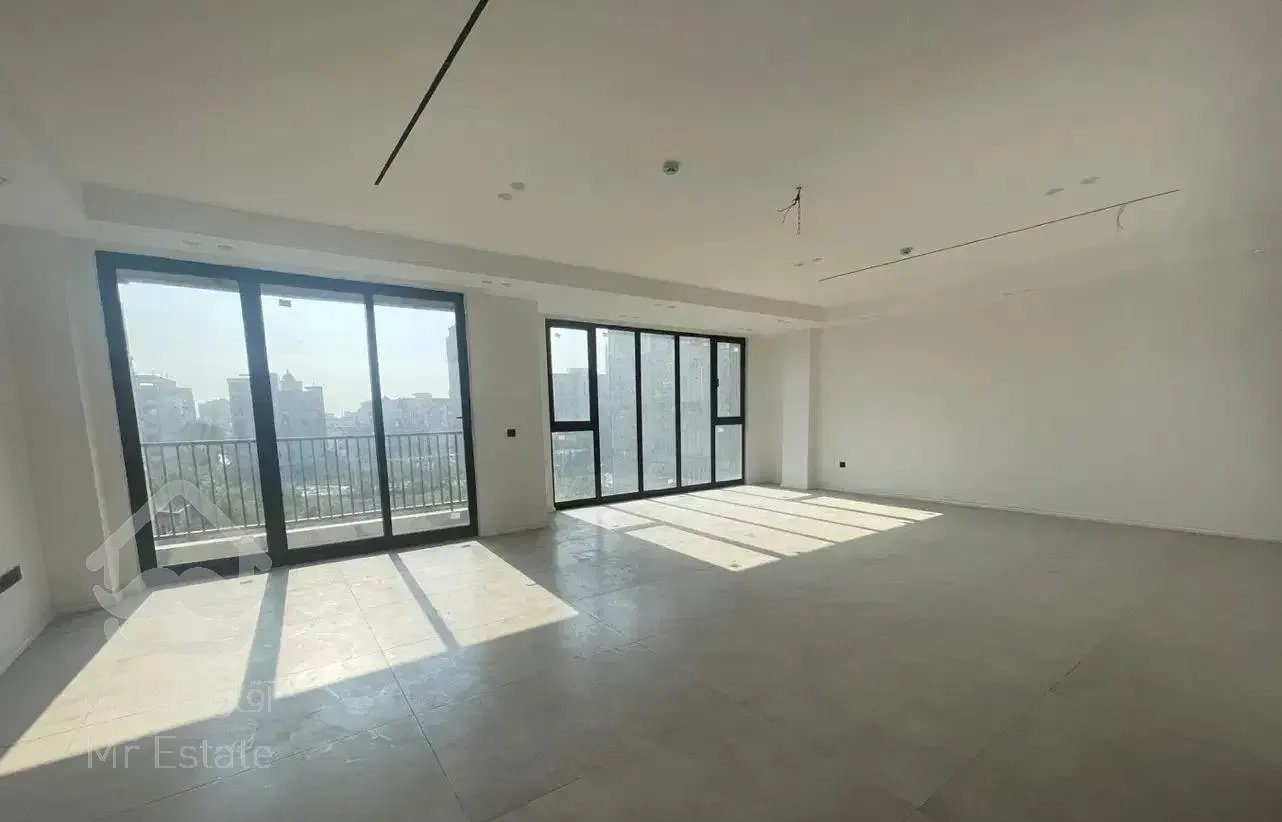 فروش آپارتمان ۲۰۰ متری در امیرکبیر غربی