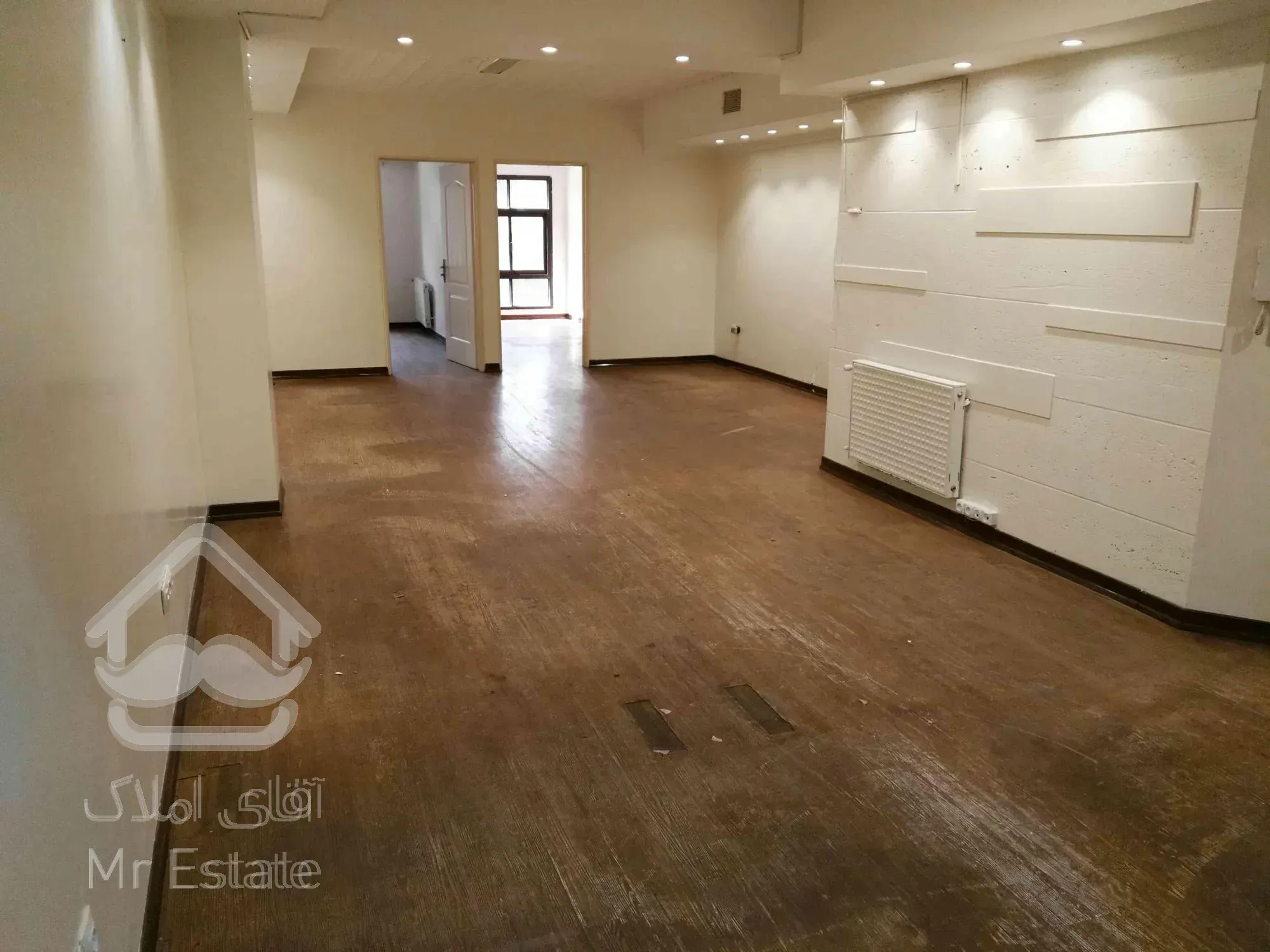 اجاره دفتر کار سند اداری ۱۰۵ متری بر اصلی کاشانی