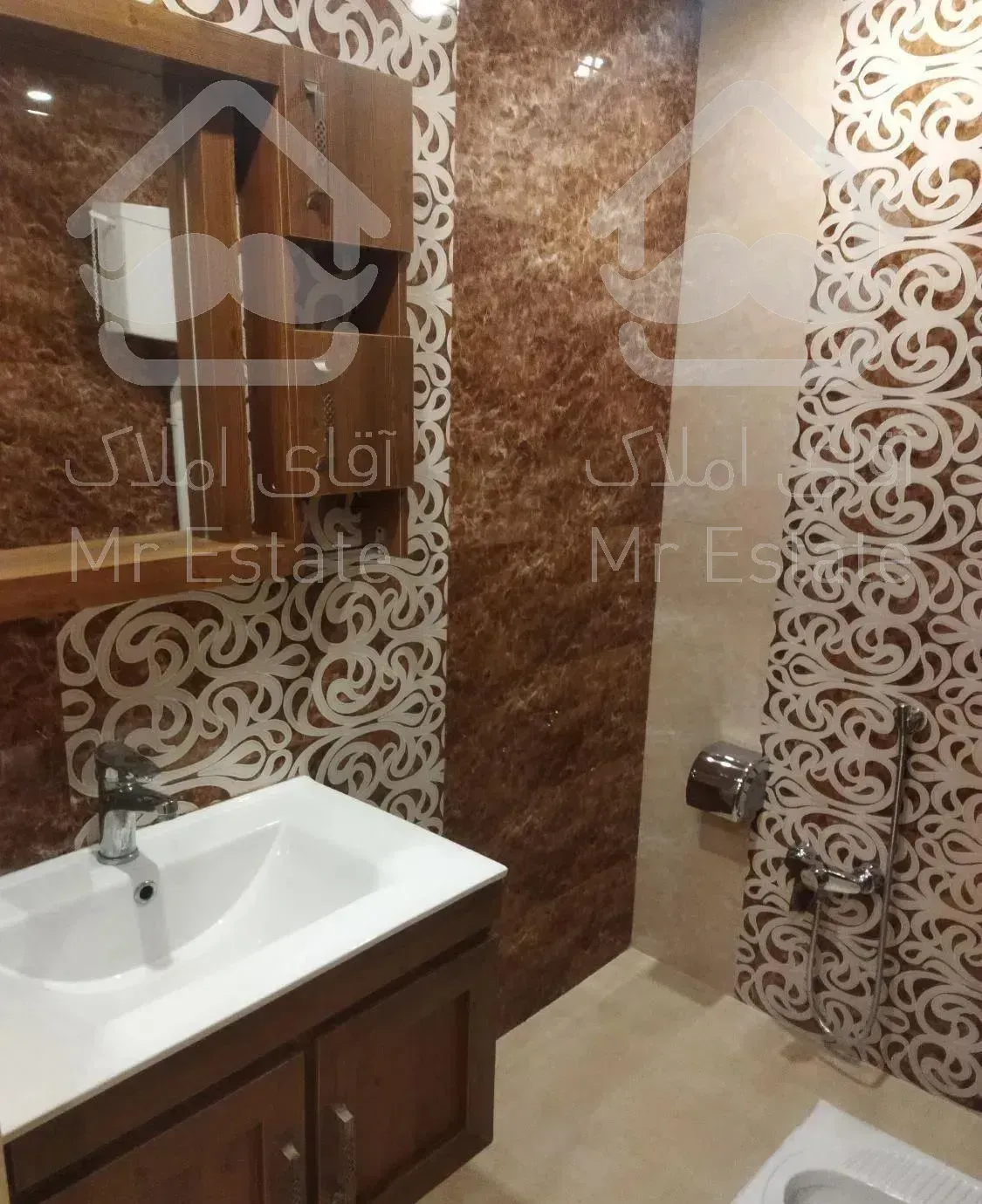 آپارتمان ۱۲۰ متری ۲ خوابه