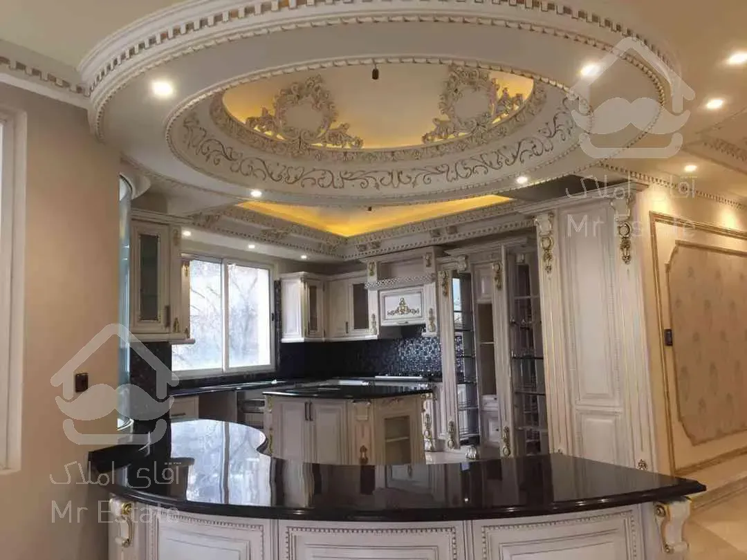 آپارتمان ۳۰۰ متری فول امکانات نیاوران