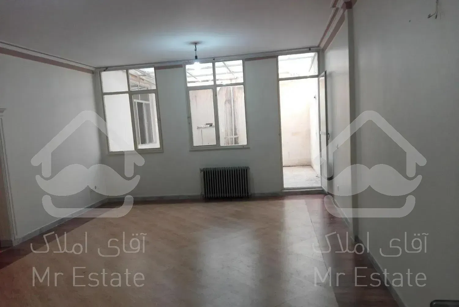 125 متر طبقه اول بلوار گلها