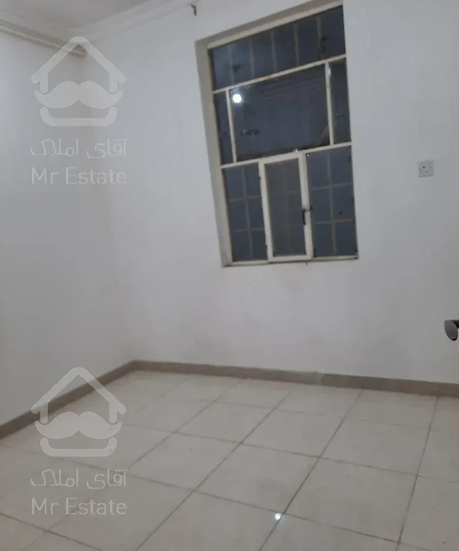 ۶۶متر و۷متر حیاط خلوت که در سند نیست که باآن ۷۳متر