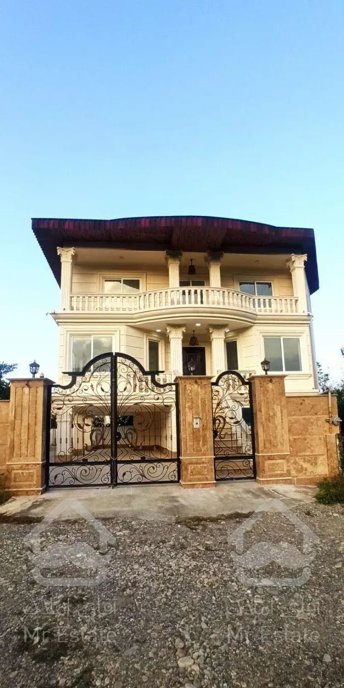 فروش ویلا استخر دار ۳۳۰ متری در ساداتشهر رامسر