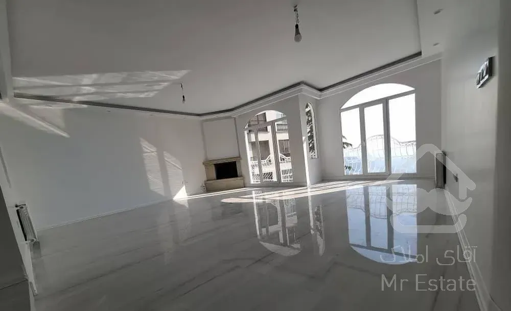 آجودانیه/۱۵۵متر ۳خواب/فول نوسازی/مشاعات آبی