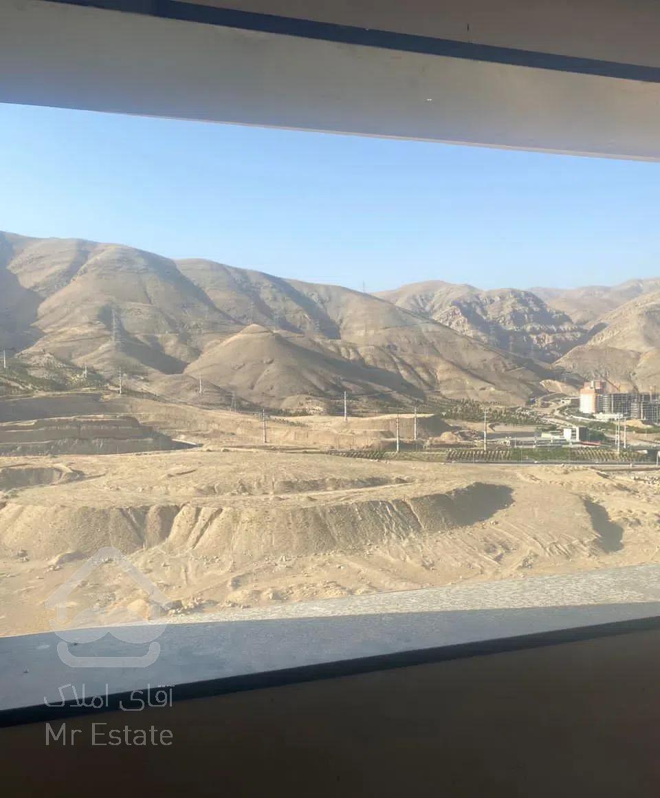 اپارتمان۱۰۲متری۲خوابه/کلیدنخورده/ویوابدی/تراس بزرگ