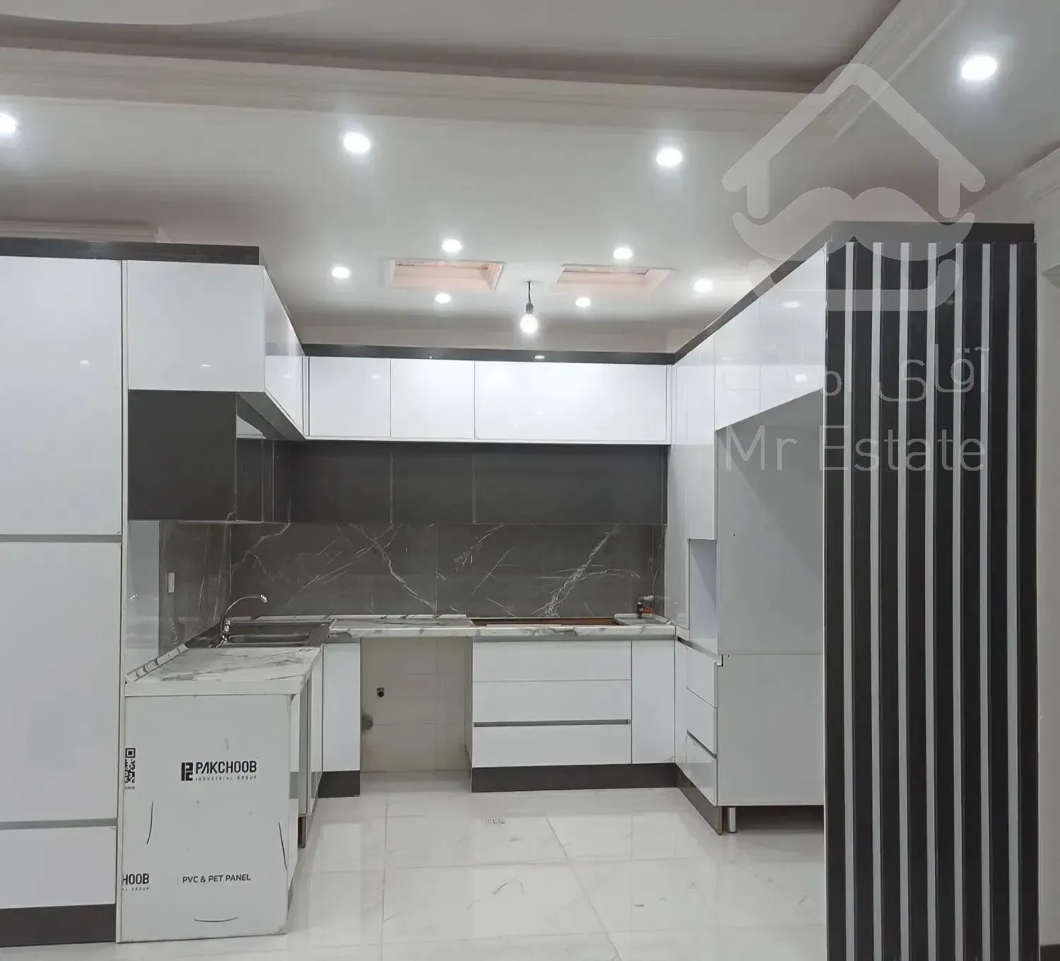 رهن آپارتمان ۱۰۰ متری ۲ خوابه در نعمت‌آباد