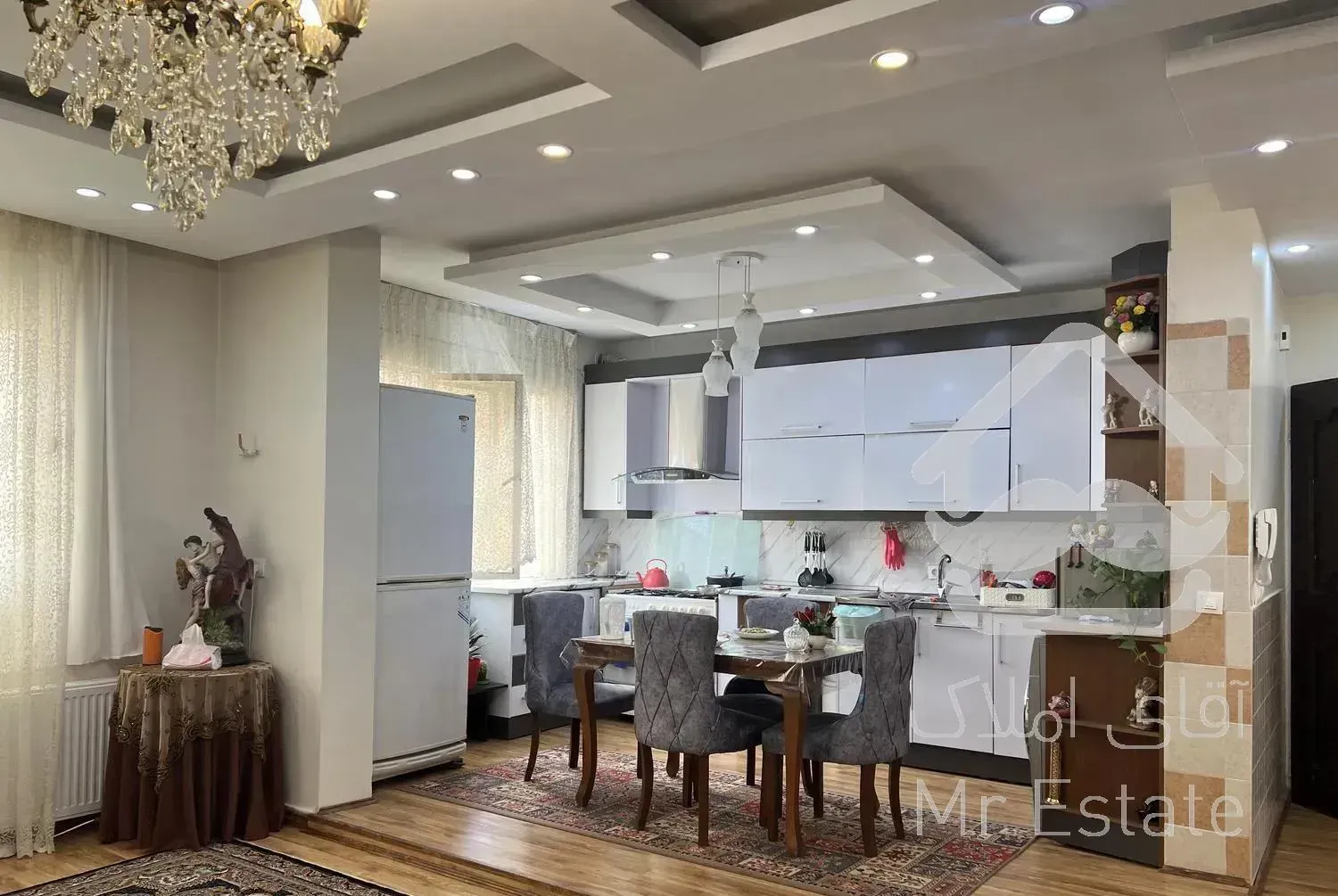 85مترسنددار*روبه نما*پارکینگ اختصاصی*۴۵متری گلشهر