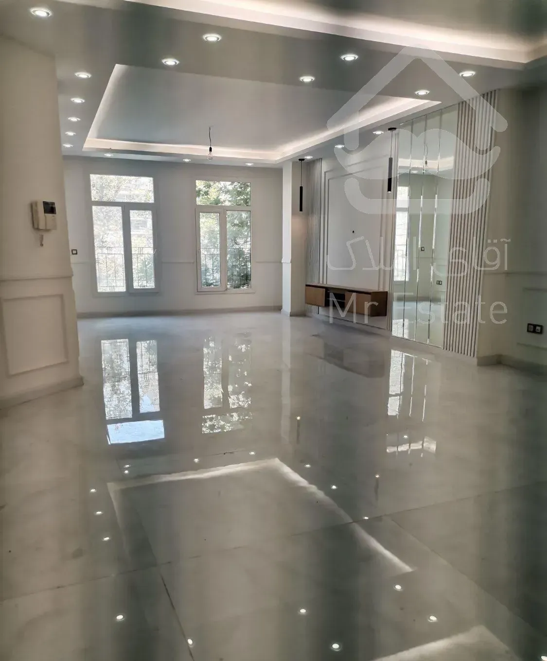 110متر/2خواب/سالن پرده خور/فول دیزاین/طوقانی