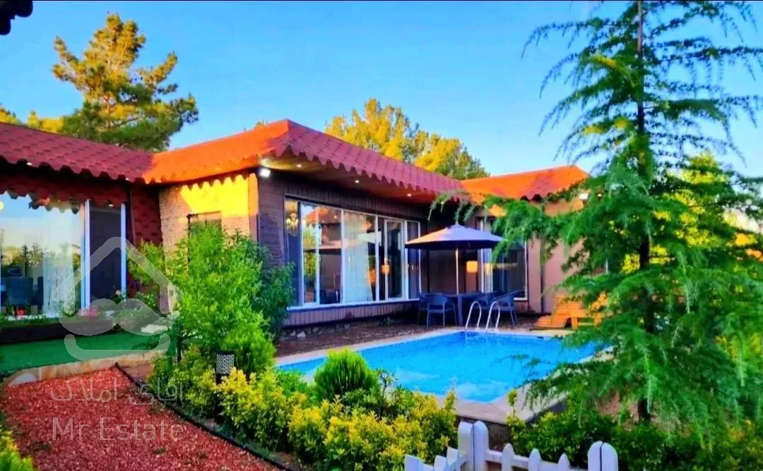 ویلااستخردار۳۰۰م/حیاط باغی جنگلی/زیرقیمت کارشناسی*
