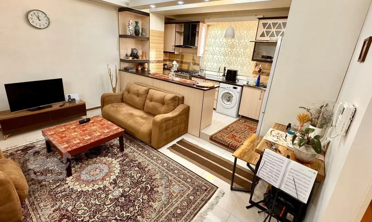 آپارتمان ۶۵ متری نزدیک مترو عبدل آباد