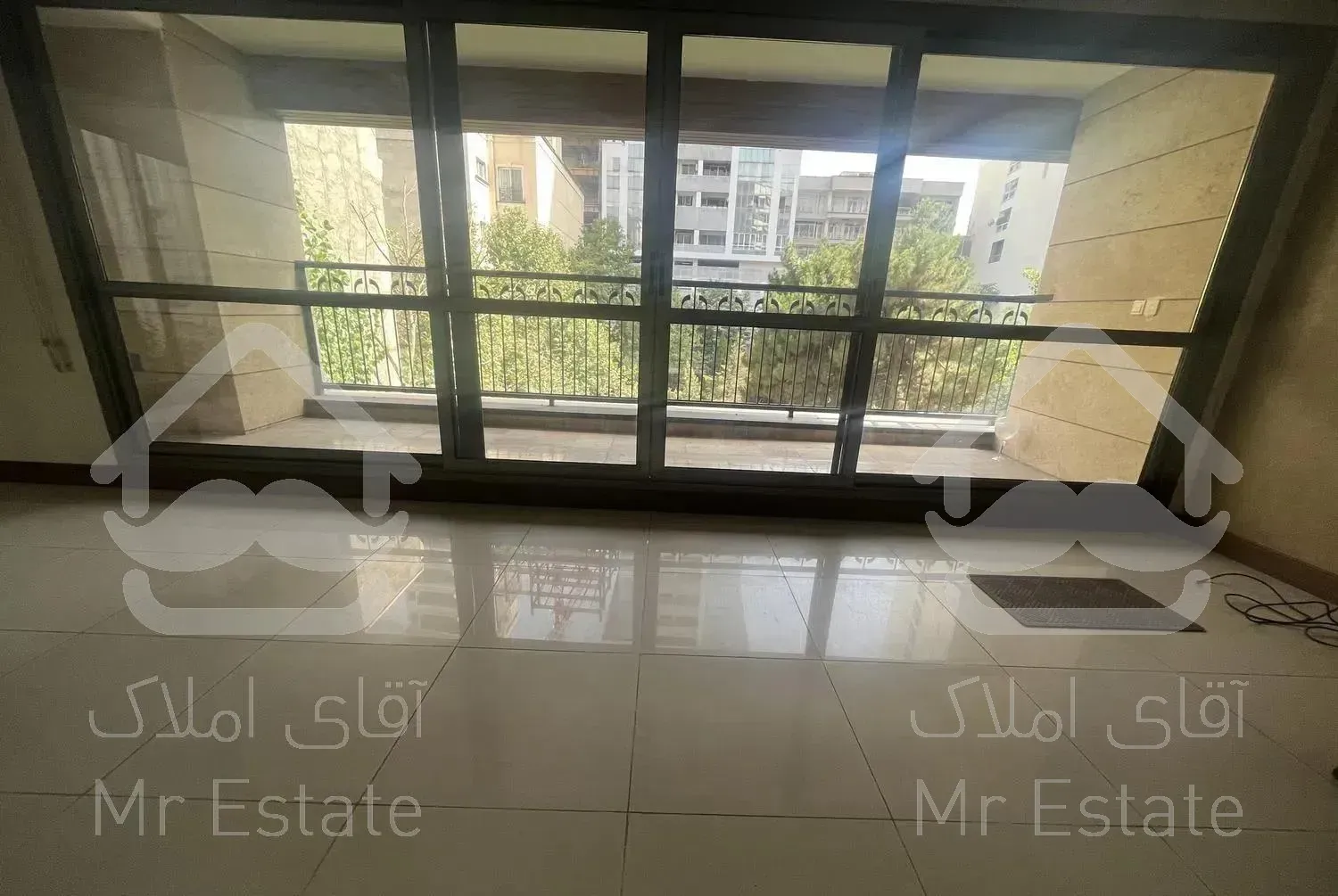 فرشته/٢٦٠متر/استانبول/برج باغ/تراس قابل چیدمان