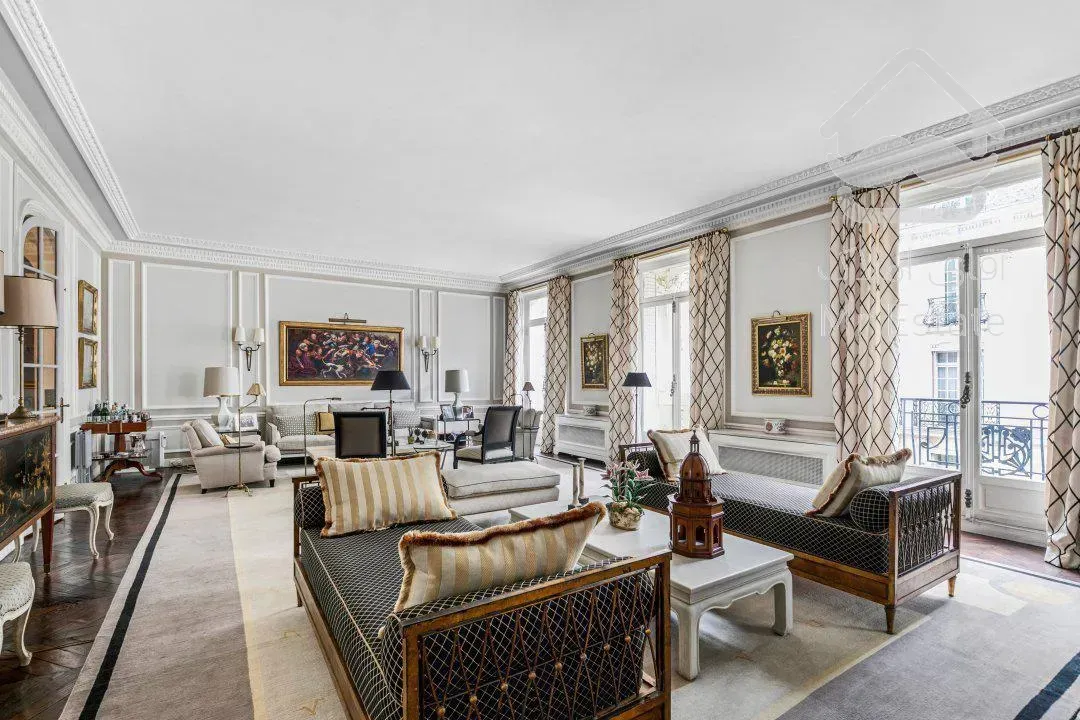 فروش‌ پنت‌هاوس ۳۶۹ متر سه خواب در زعفرانیه