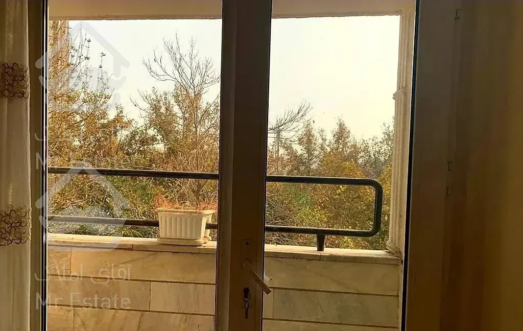 آپارتمان ۱۴۰ متر سه خواب ازگل