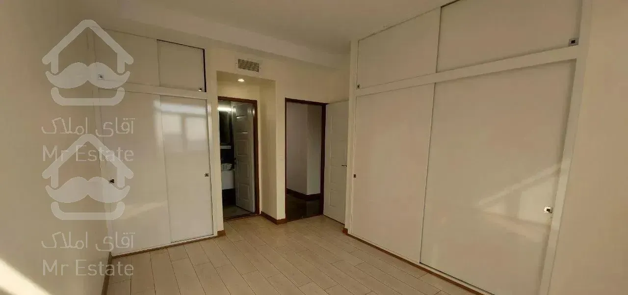 ۱۱۵ متری نوساز فول لارستان