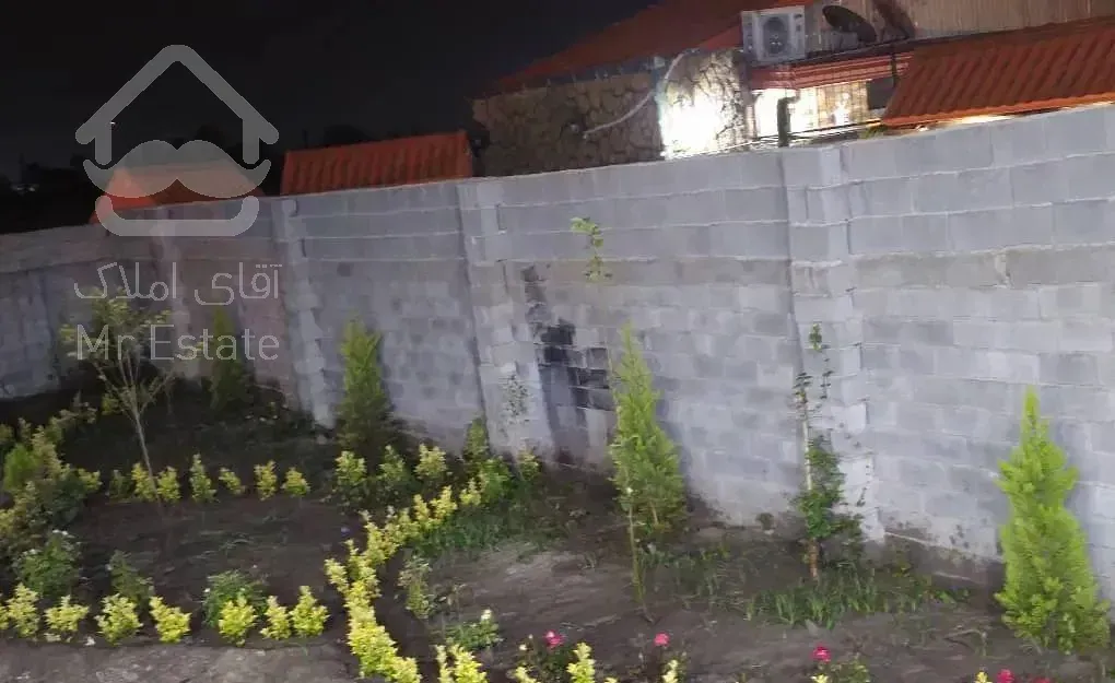 ۴۰۰متر باغچه با امکانات کامل