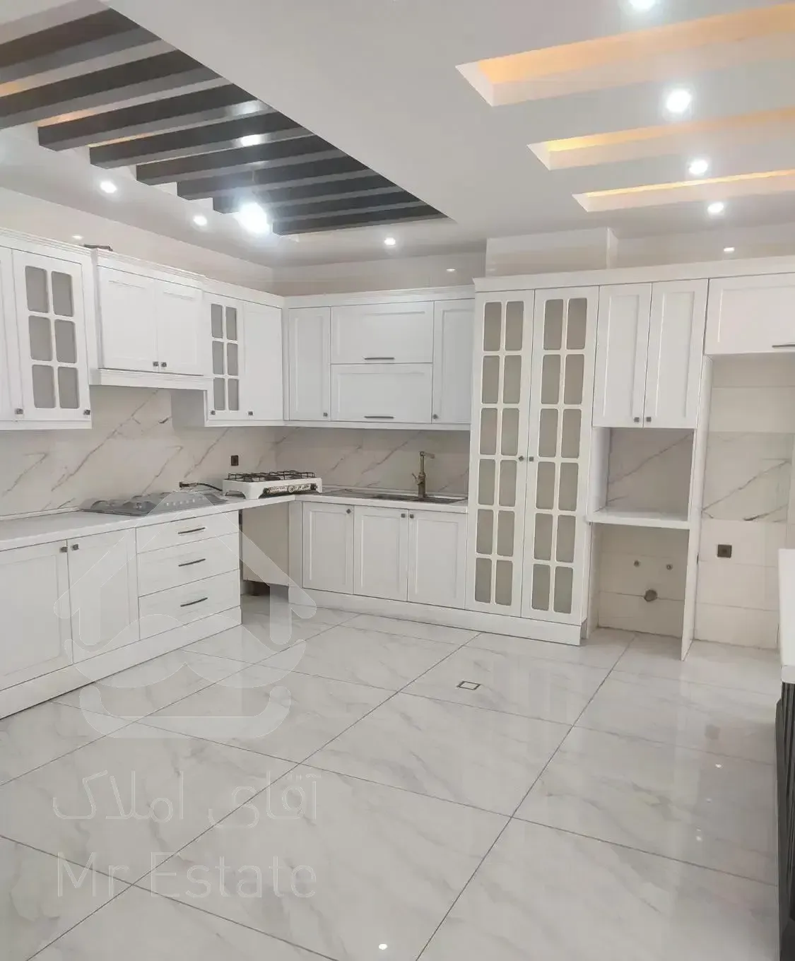 اپارتمان اجاره ای تاپ لوکیشن 150متر  نوساز