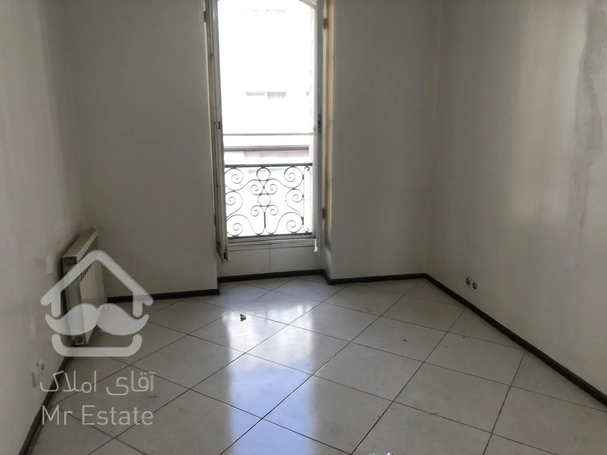 رهن و اجاره آپارتمان ۲۳۰ متری ۴ خواب نیاوران