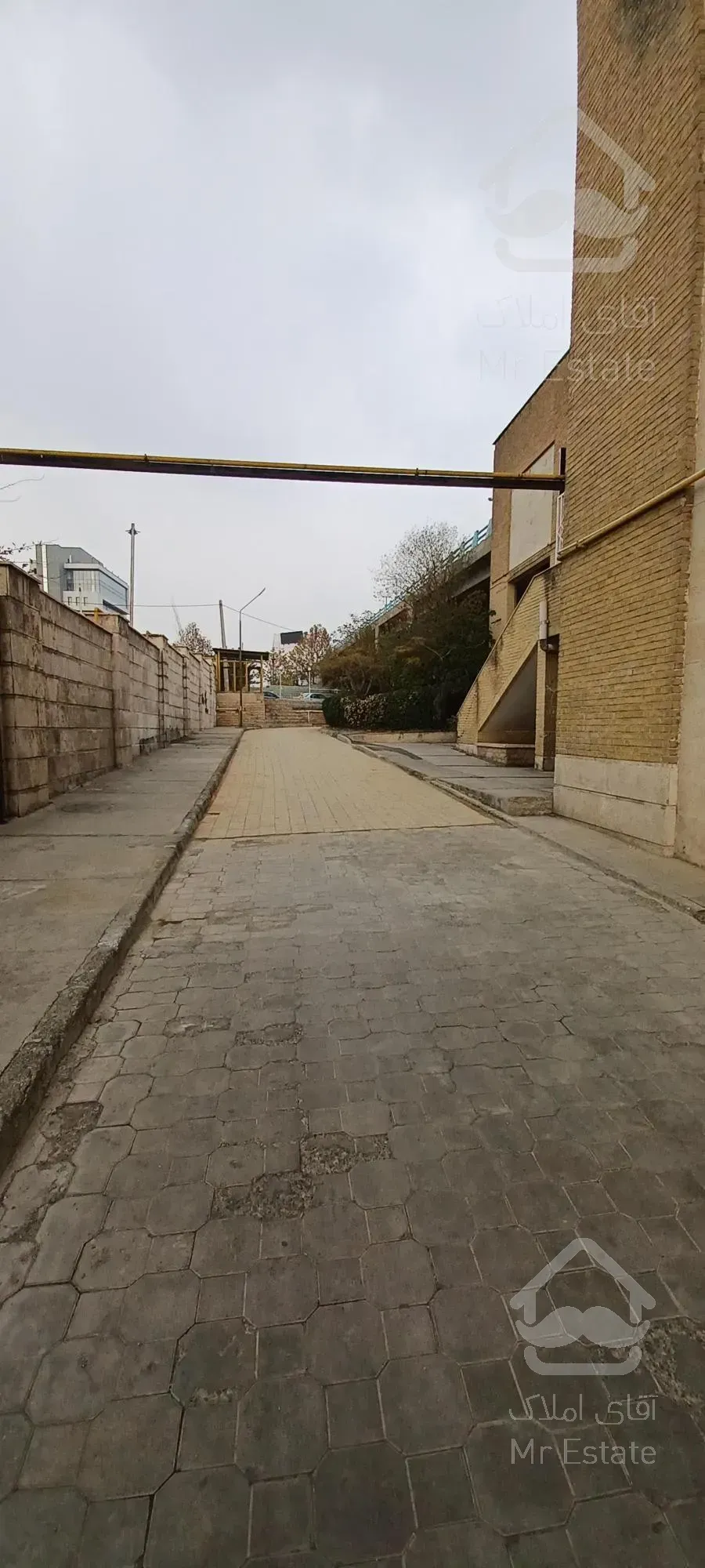 فروش مغازه صادقیه بازار سنتی