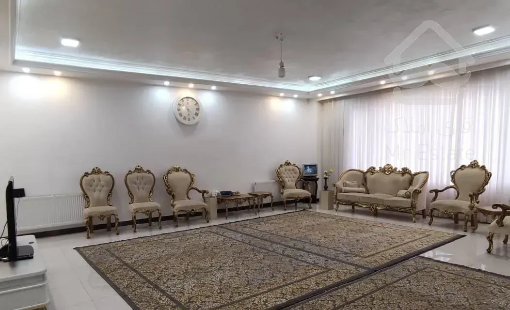 اجاره آپارتمان ۱۶۰ متری ۲ خوابه طبقه ۲