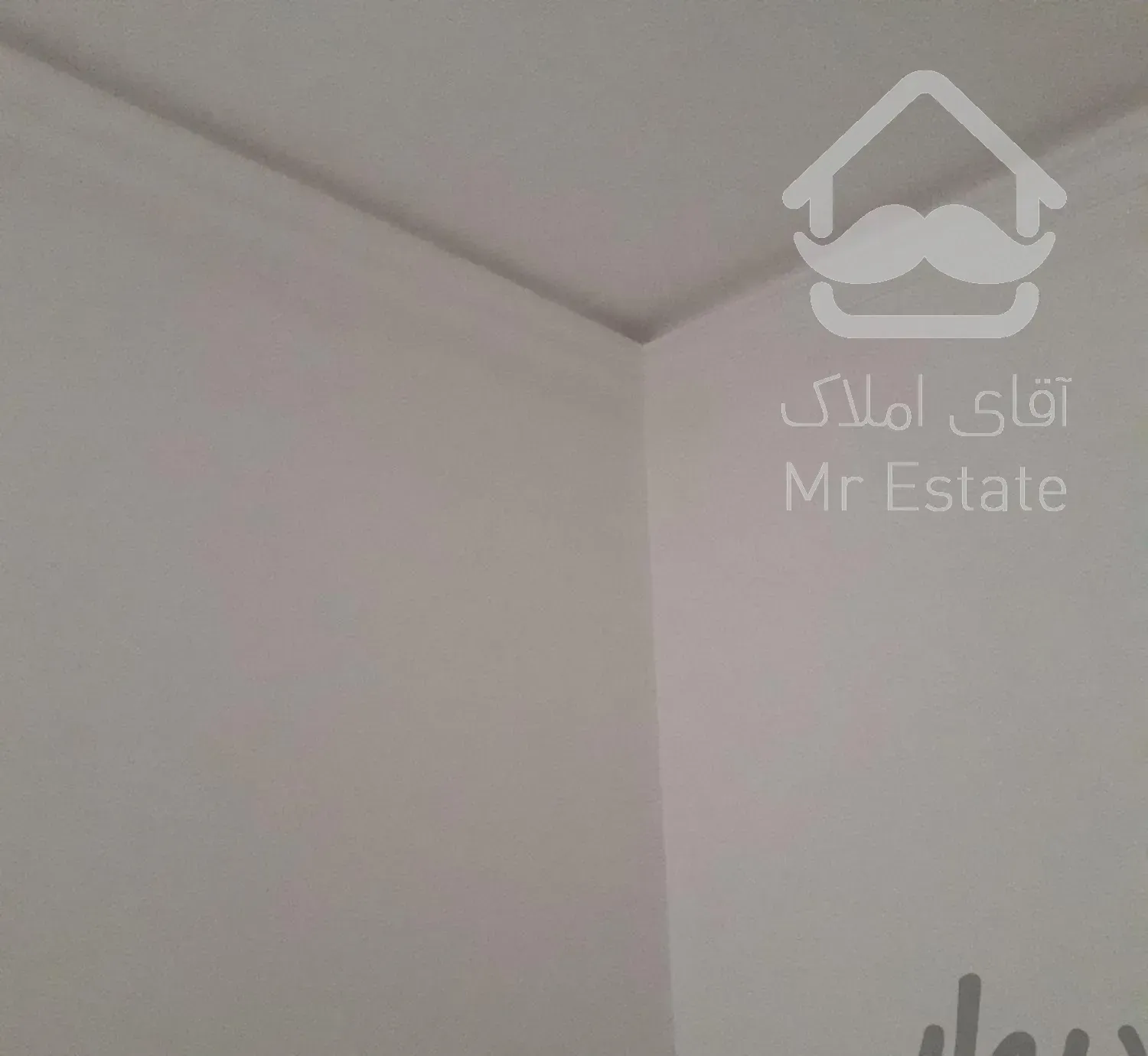 گچ کاری و تخریبات داخلی