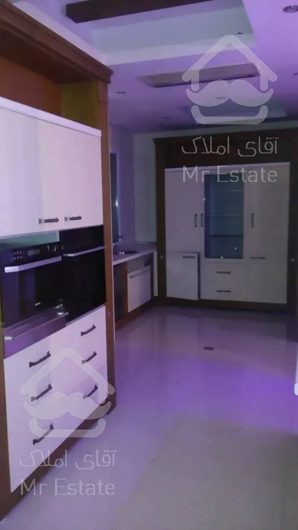 اجاره و رهن آپارتمان زعفرانیه 250  متر لوکس